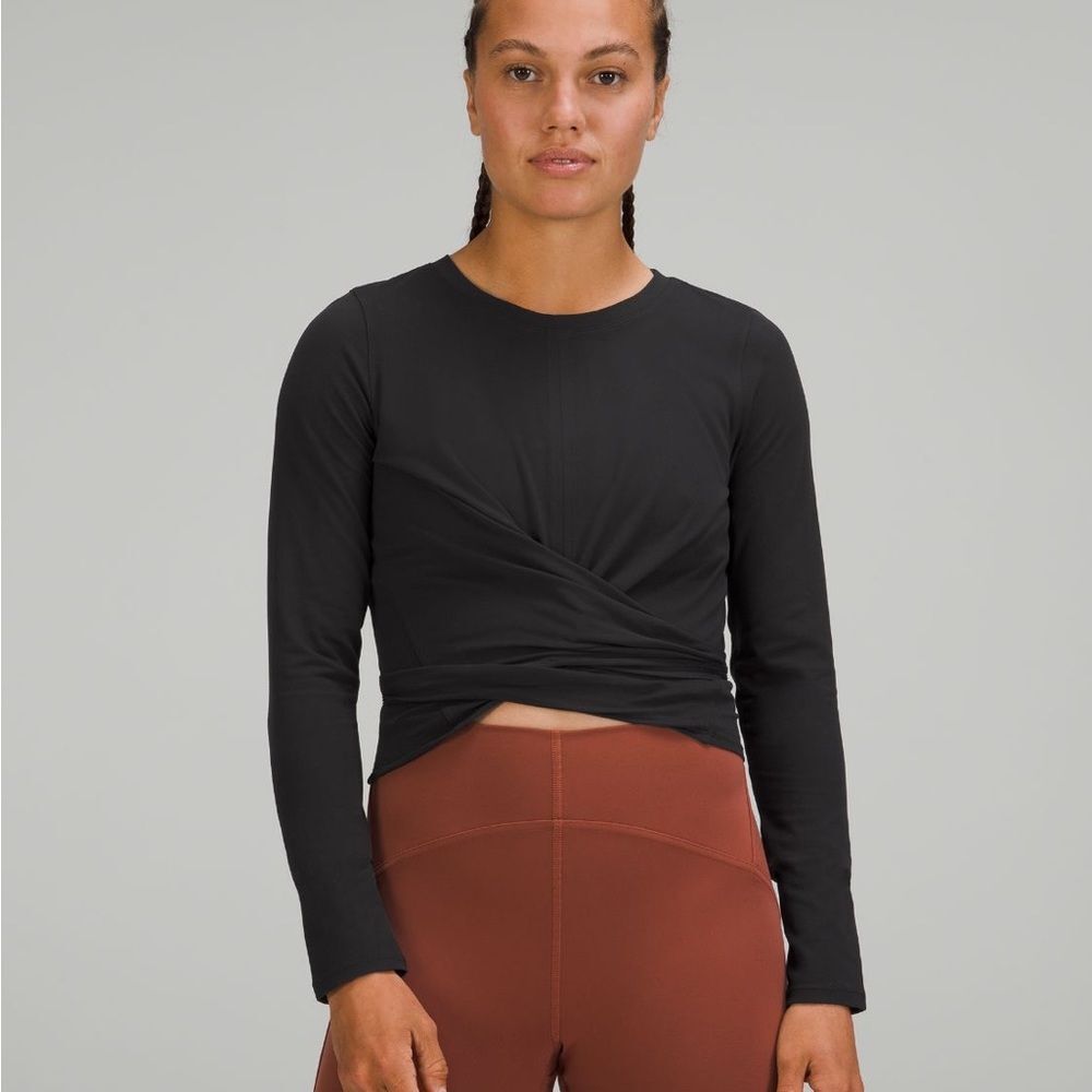Lululemon v neck wrap around long sleeve black size 6